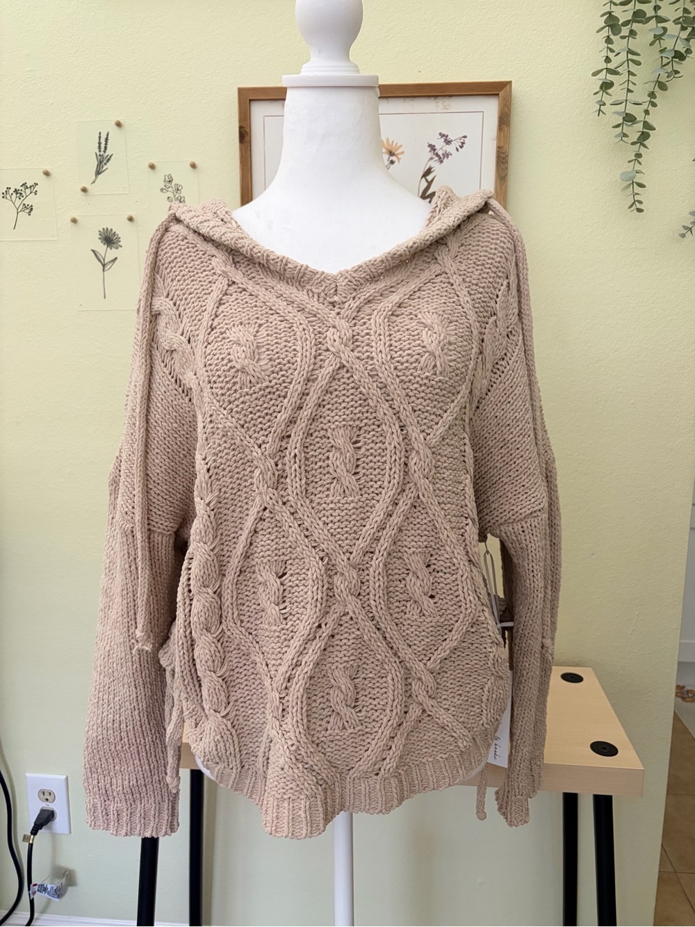 NWT Young Fabulous & Broke Cable Knit Hooded Sweater Oatmeal Boho Coastal S/M